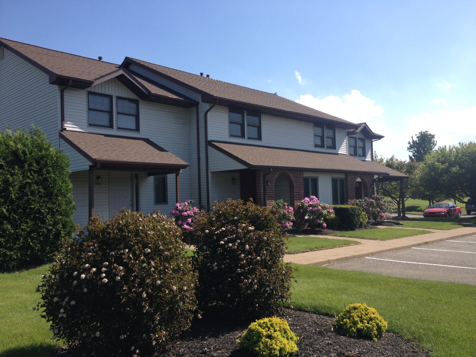 2703 Vineyard Drive front exterior