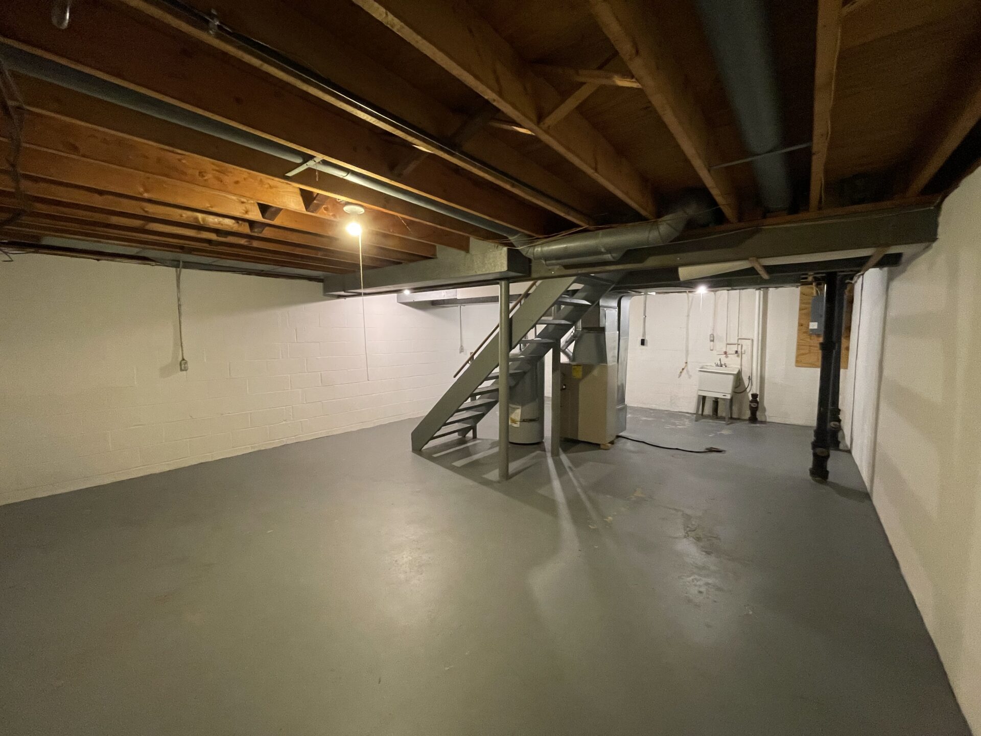 639 East 43rd Street